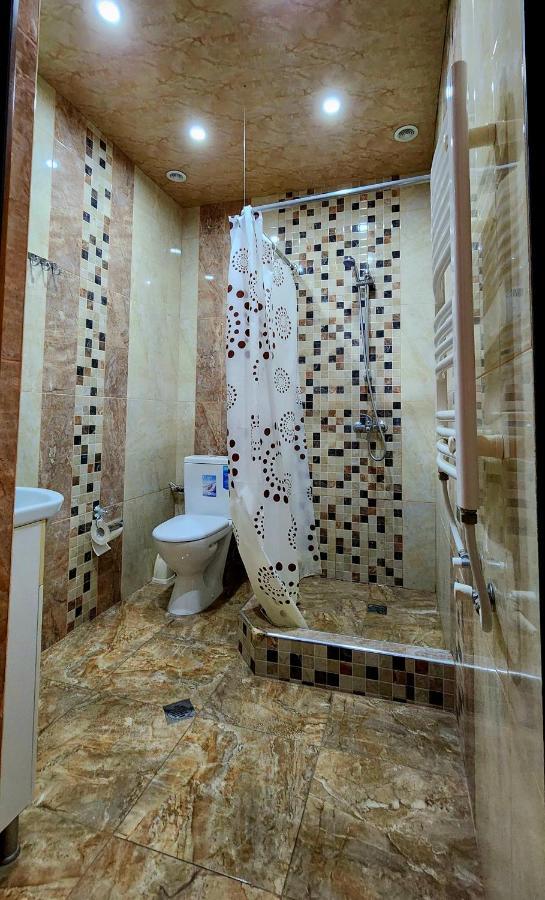 Ferienwohnung Superior Apt. With Balcony On Aram Street Erivan Exterior foto